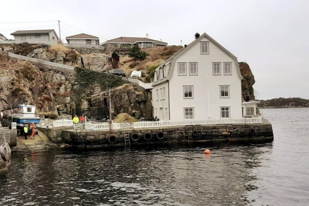 Seaside Apartment In Unique Location Ågotnes Exterior photo